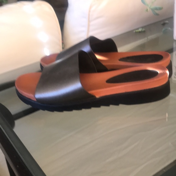 Seven pewter leather slides in good used condition size 7 - Picture 5 of 8